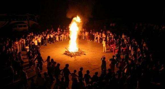 坝上烟火 坝上烟火